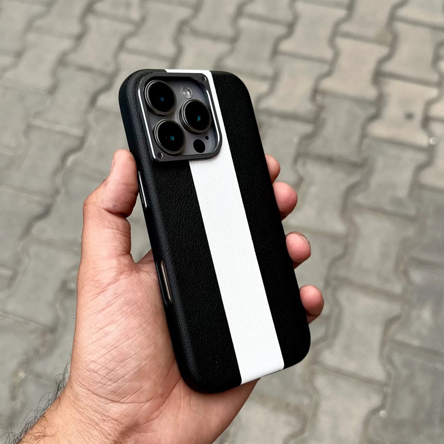 Pack Of 3 Stripe Trail Case For iPhone