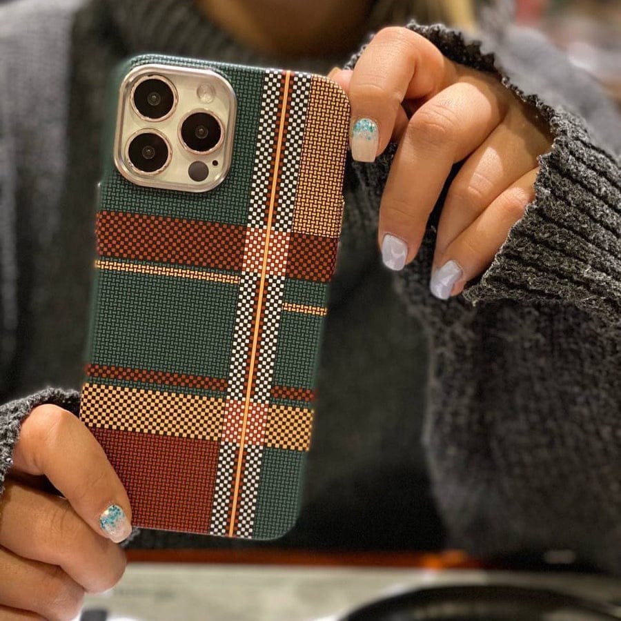 (Pack Of 3) Ultimate Luminous Magnetic Fiber Case - iPhone