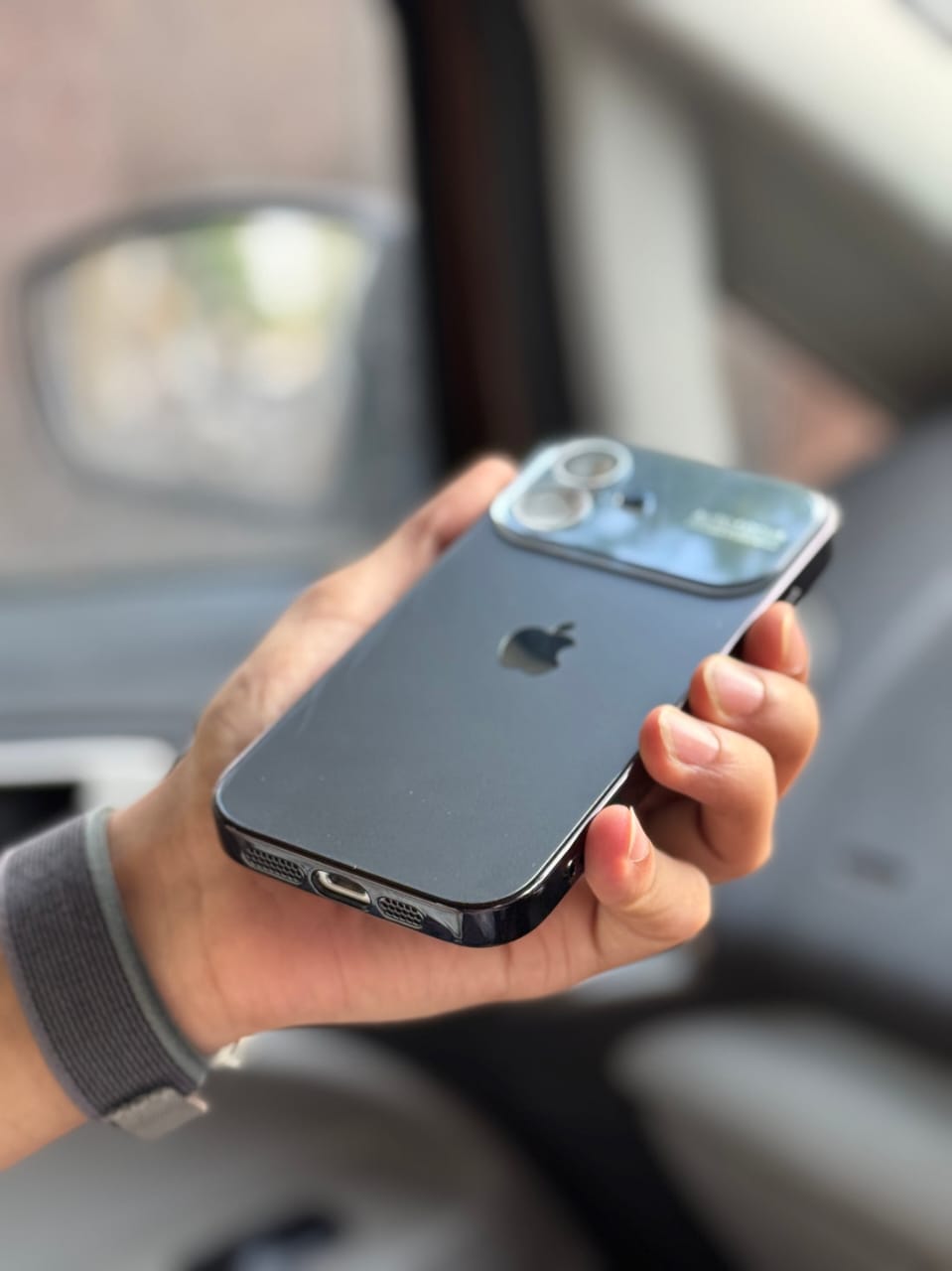 (Pack Of 3) Premium AutoFocus Chromatic Lens Shield Case